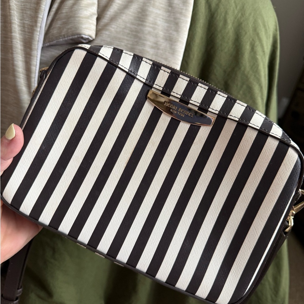 Henri Bendel Brown and White Crossbody Bag - Picture 10 of 10